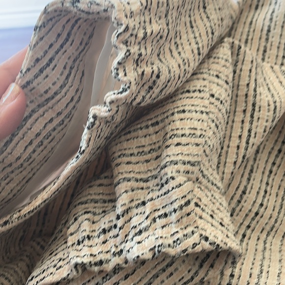 Size 2 pencil skirt with elastic waist - Picture 6 of 6